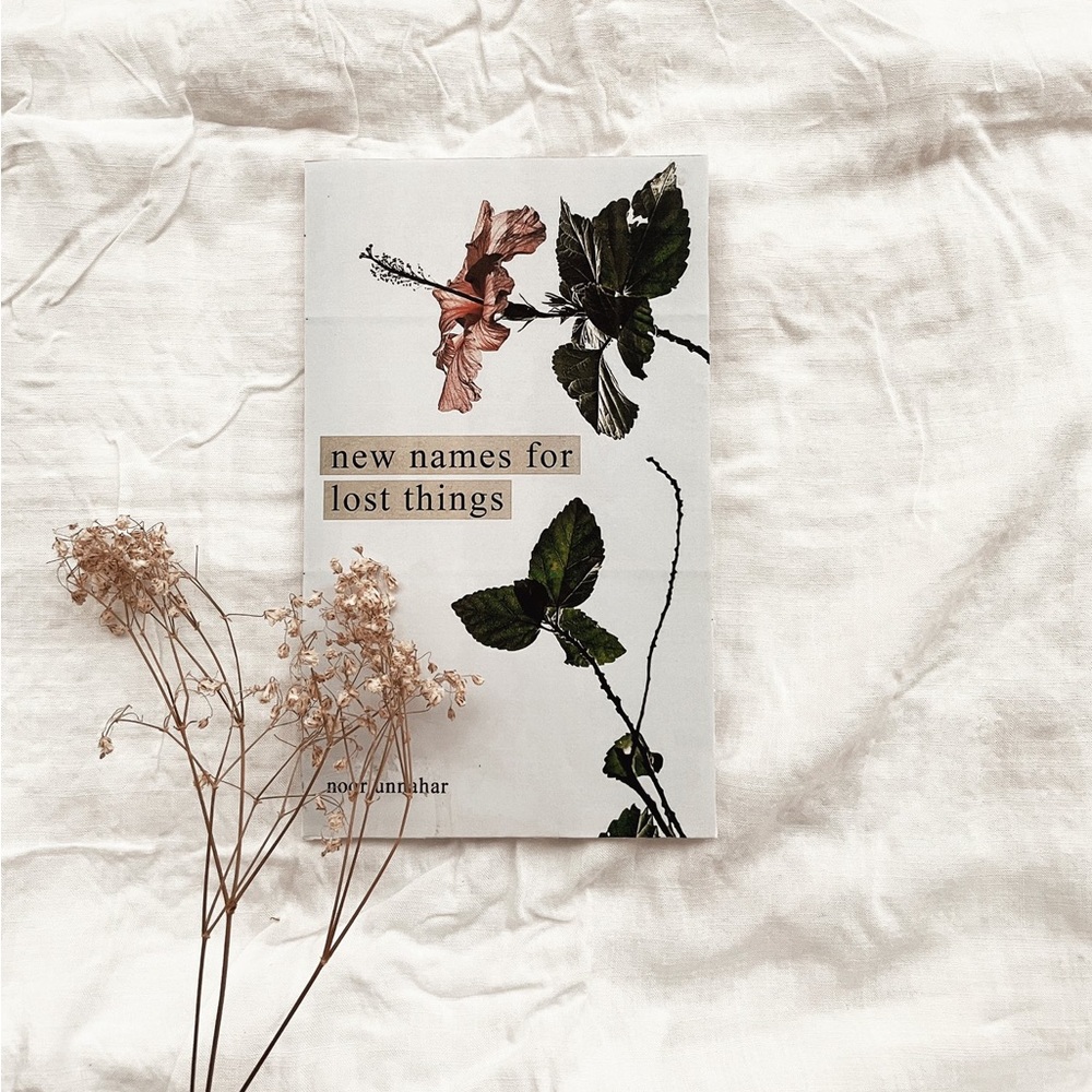 2 Poetry Books - Picture 3 of 8